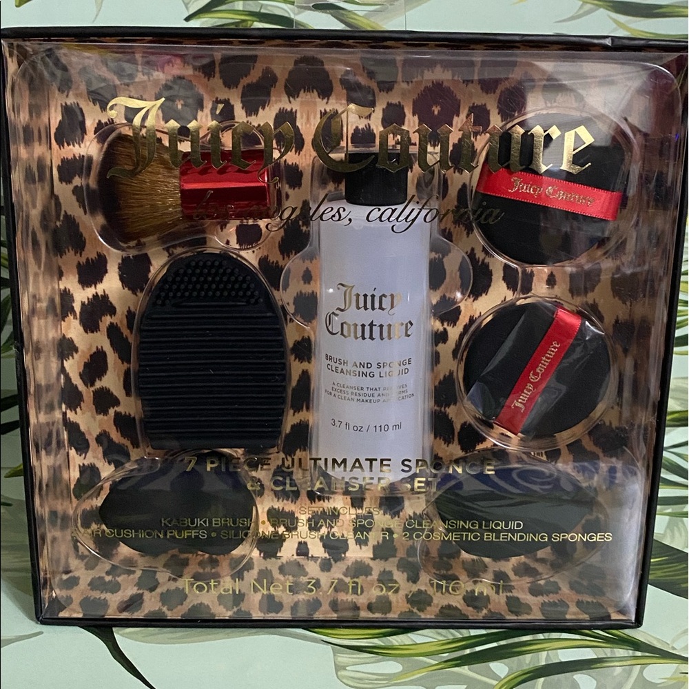 JUICY COUTURE‎ 7 PIECE SPONGE/CLEANSER SET